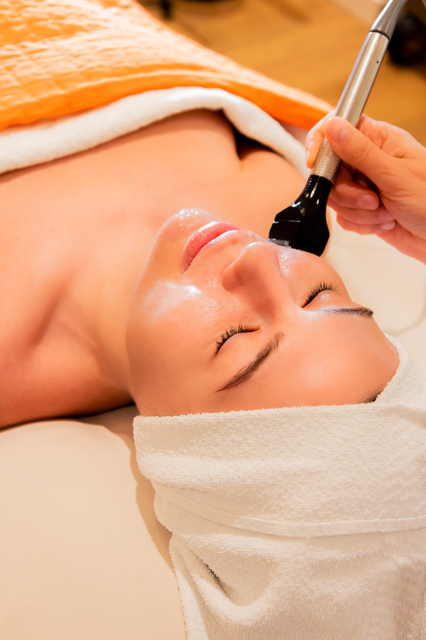 טיפול אולטרסאונד למיצוק והרמה